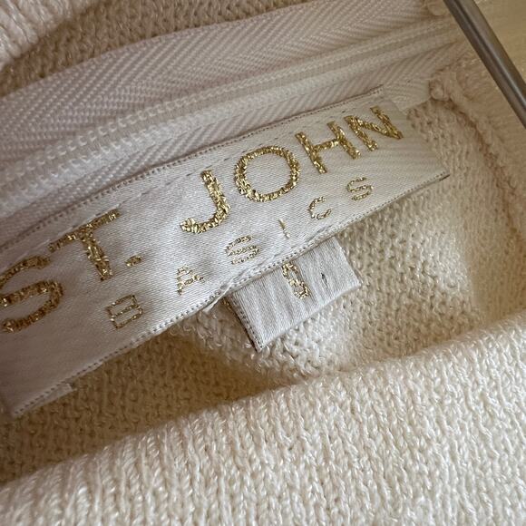 St. John Basics Cream Mock Neck Sleeveless Knit Sweater Top Size 8 - Picture 6 of 9